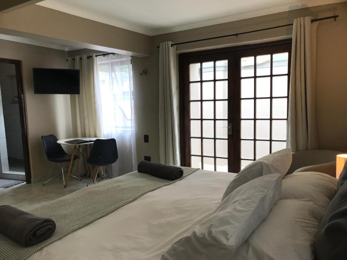 Aluve Guesthouse Йоханесбург Екстериор снимка