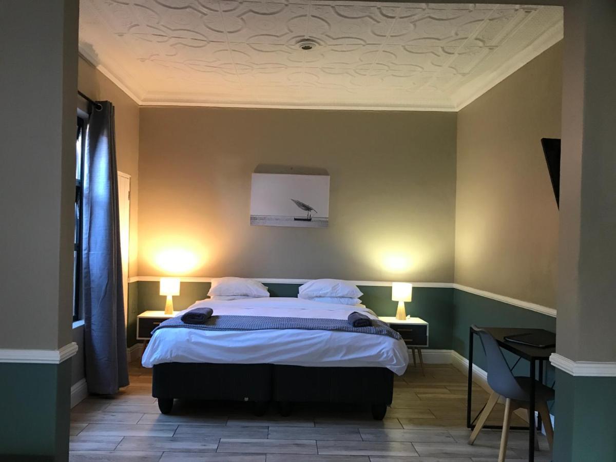 Aluve Guesthouse Йоханесбург Екстериор снимка