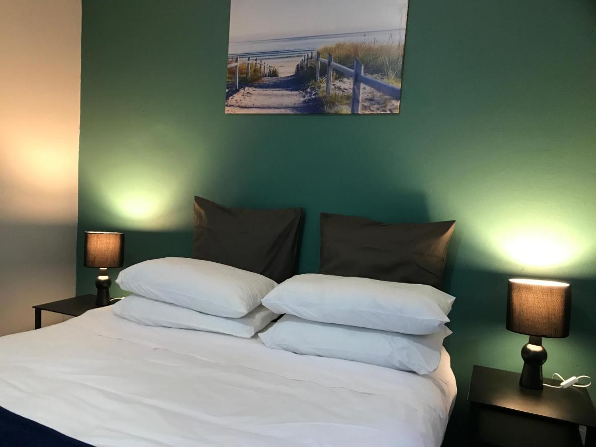 Aluve Guesthouse Йоханесбург Екстериор снимка